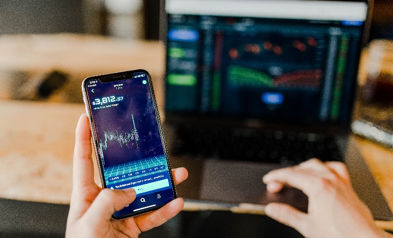 testez une calculatrice financière gratuite